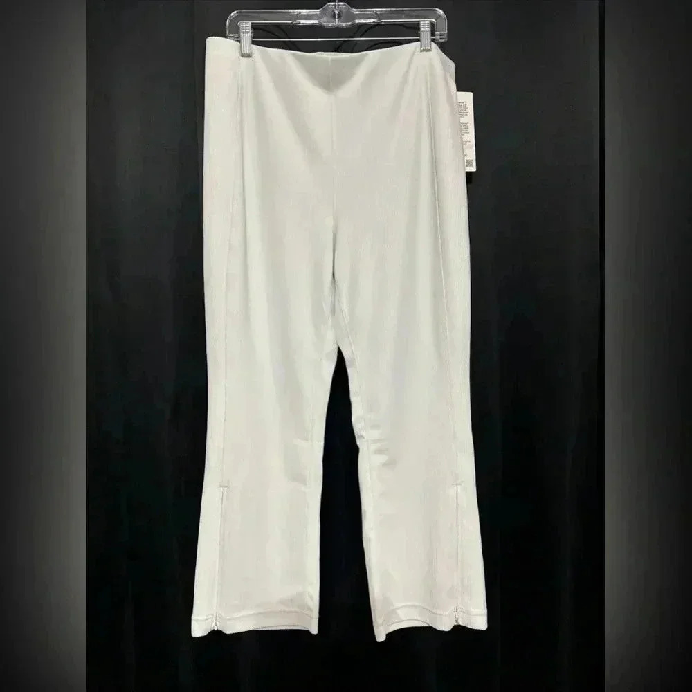 NWTs Lululemon Ribbed Softstreme Pants